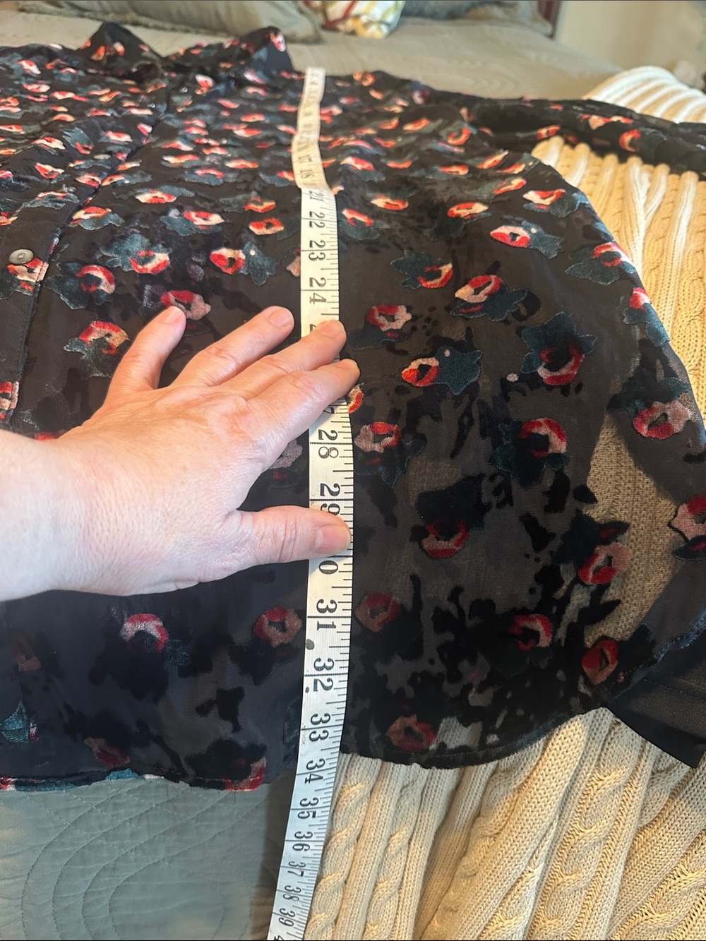 Intro woman 2x  2 piece Black Sheer Floral Button-Up Tunic - Picture 7 of 13